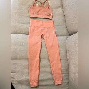 GYMSHARK - Adapt Marl Seamless Coral Sports Bra/Leggings matching set